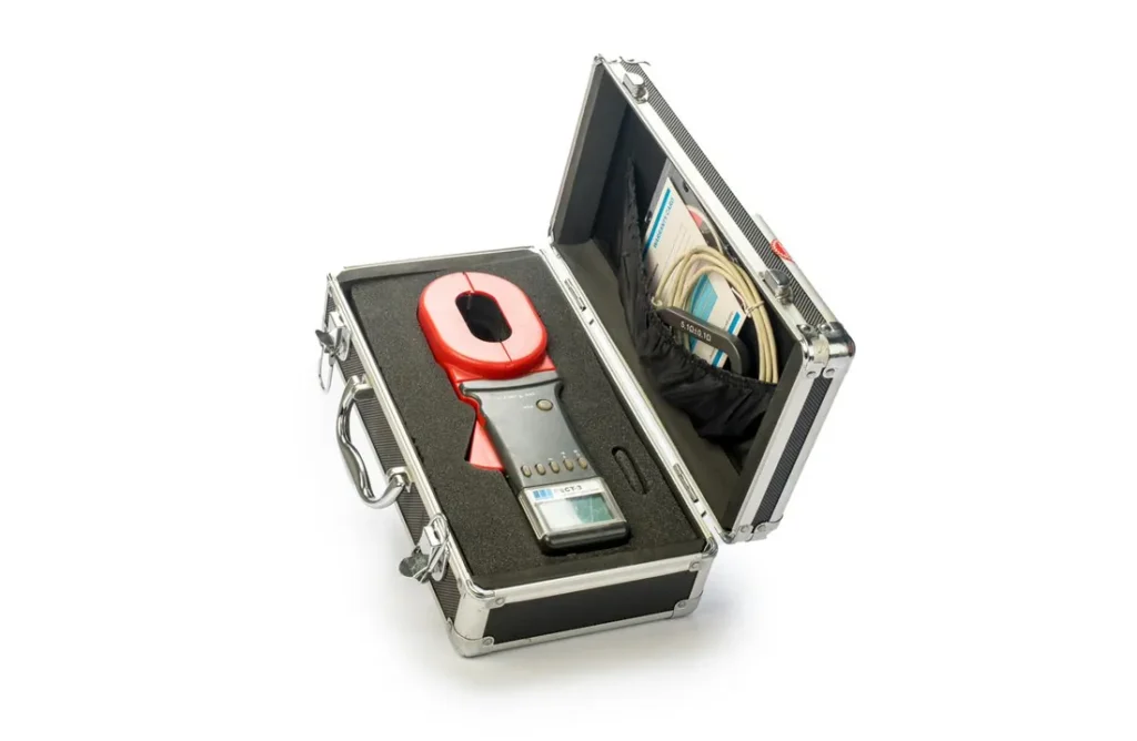 Digital Clamp-on Earth Resistance Tester, view 3