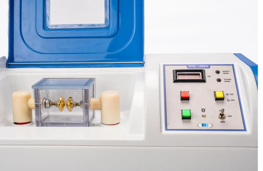 Digital Oil Insulation Test Set, view 3